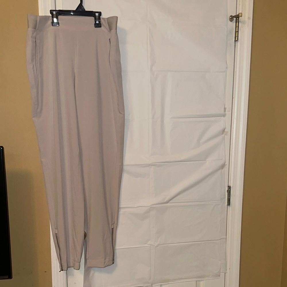 Athleta Cream Joggers
